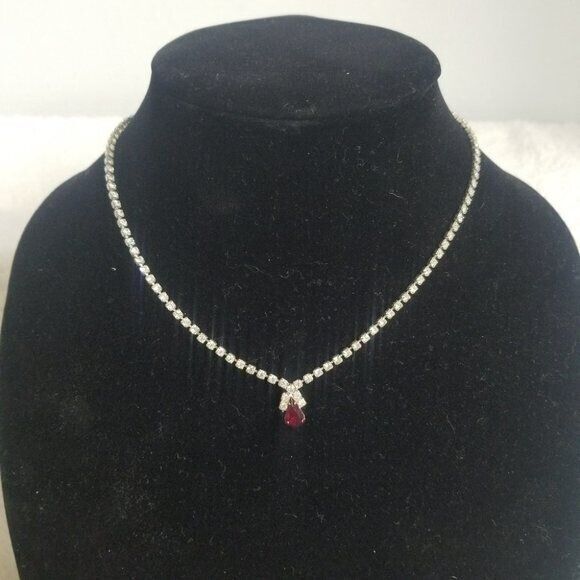 Beautiful Vintage Rhinestone Necklace 16" - Picture 1 of 4